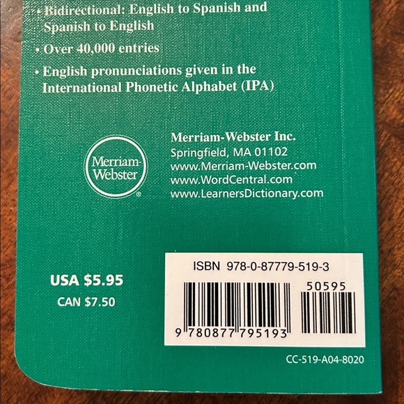 Merriam-Webster pocket Spanish – English dictionary - Picture 4 of 6